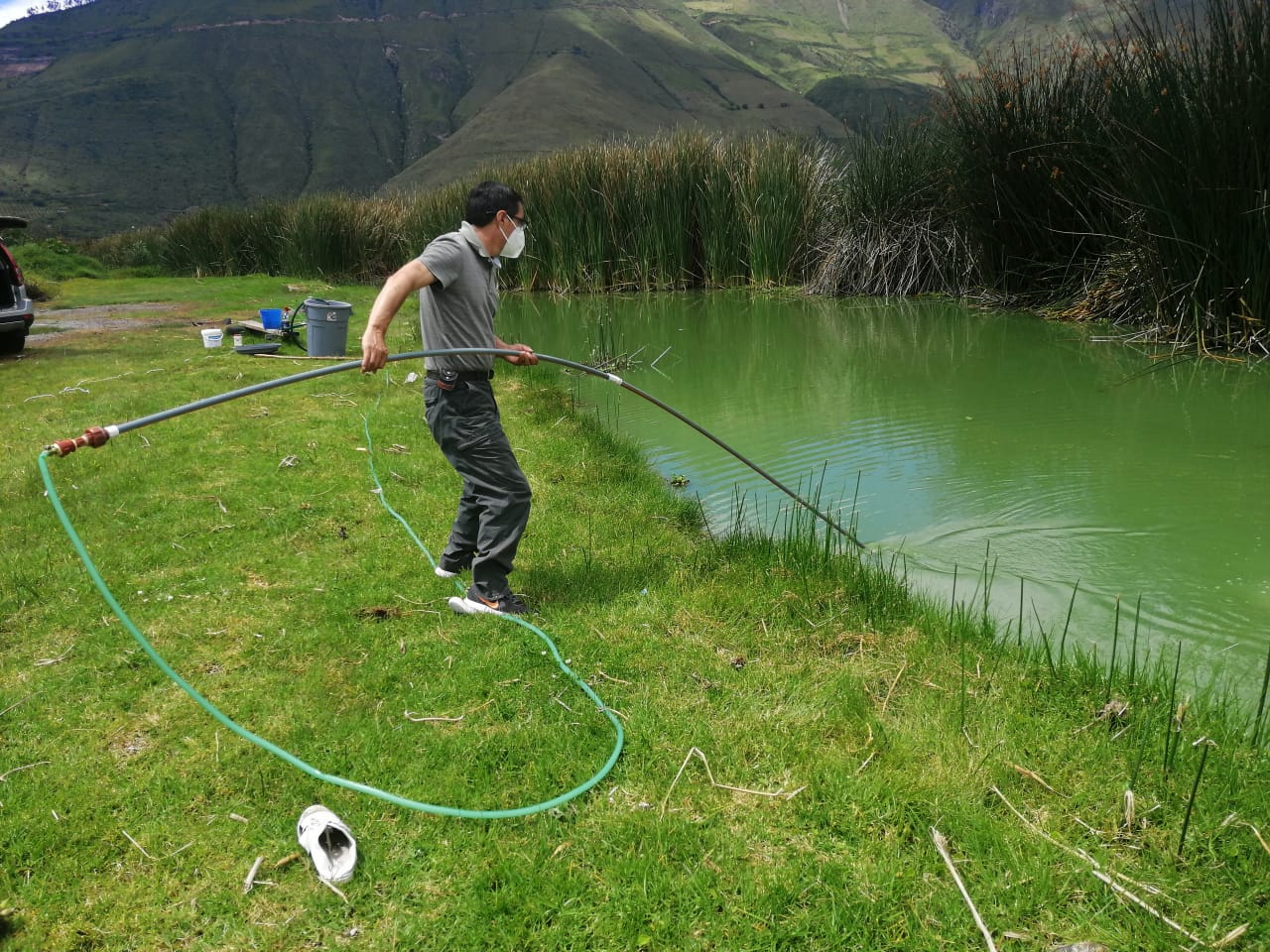 Aplicación de Micropan Aquaclear como complemento en Yahuarcocha